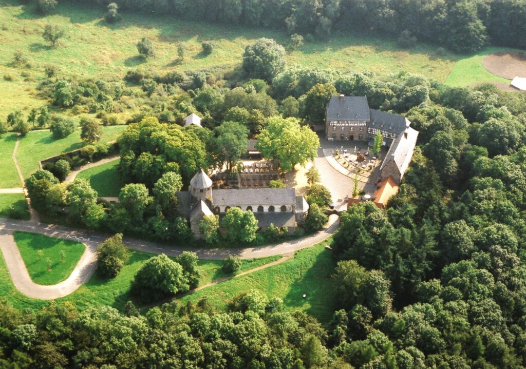 Mehr über den Artikel erfahren Kloster Schiffenberg in Gießen