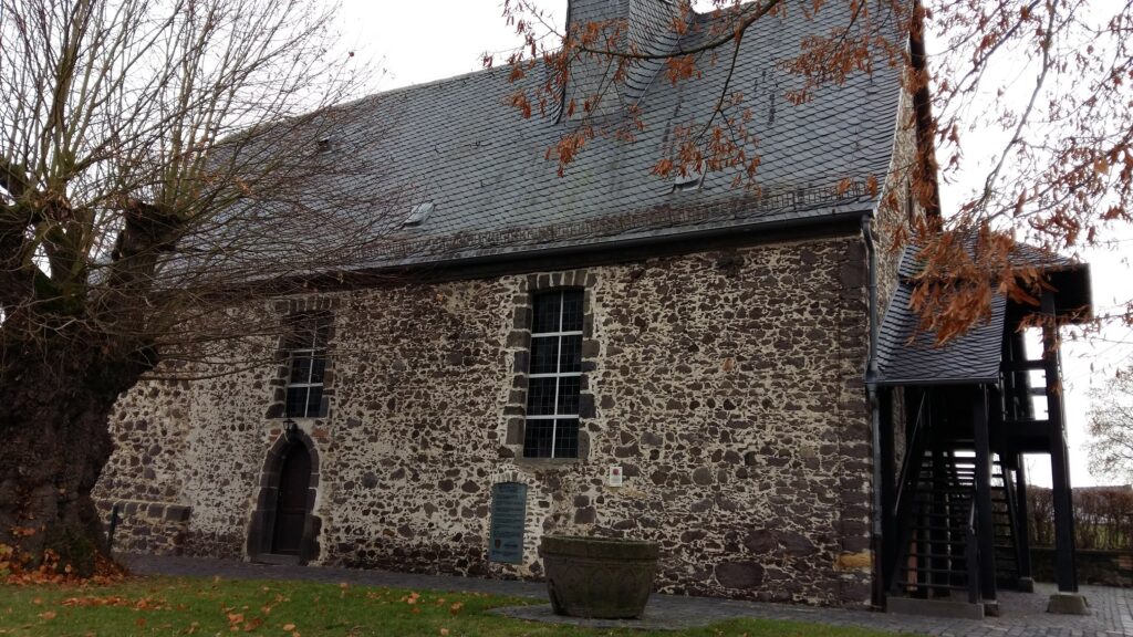 Mehr über den Artikel erfahren Kirche in Watzenborn-Steinberg