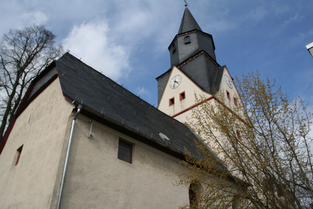 Mehr über den Artikel erfahren Martinskirche in Heuchelheim
