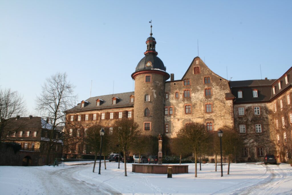 Mehr über den Artikel erfahren Schloss Laubach