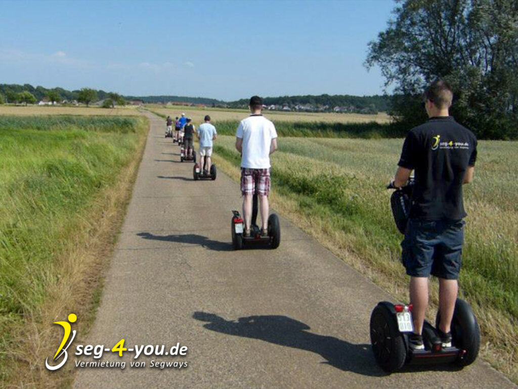 Mehr über den Artikel erfahren Segway-Touren