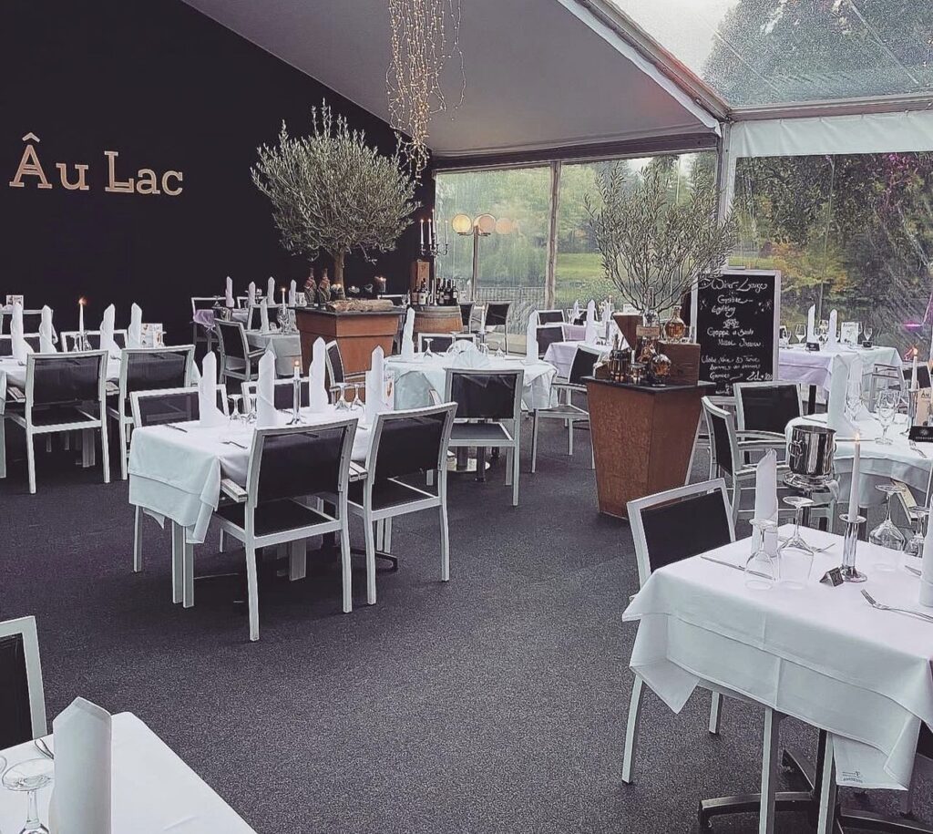 Mehr über den Artikel erfahren Au Lac Restaurant