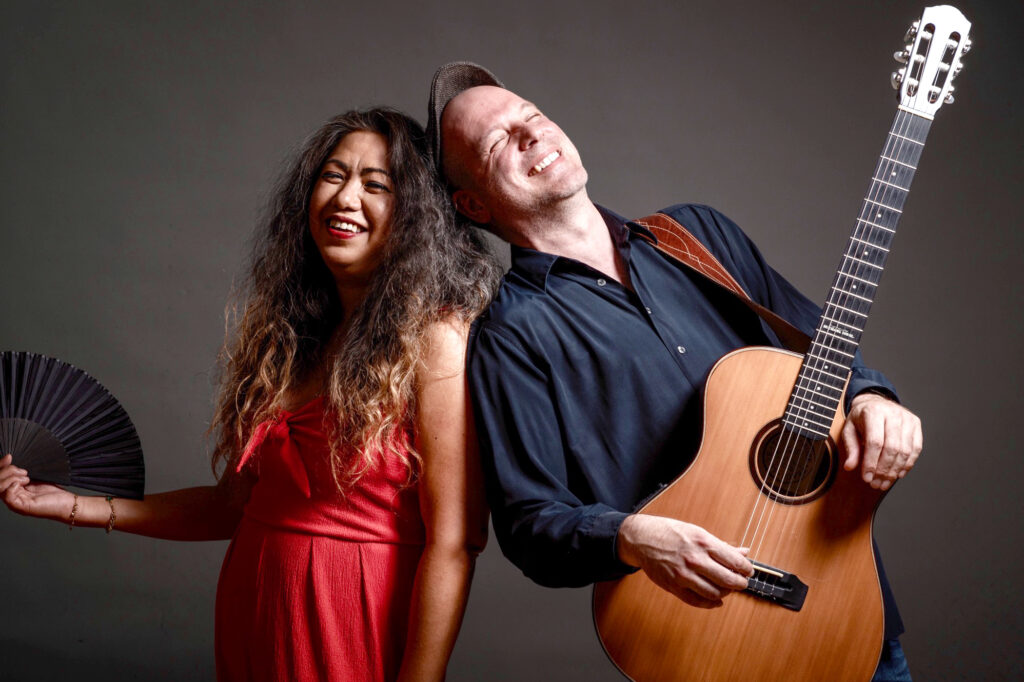 Mehr über den Artikel erfahren 2inJoy & Michael Diehl … Soulmusic meets Fingerstyle