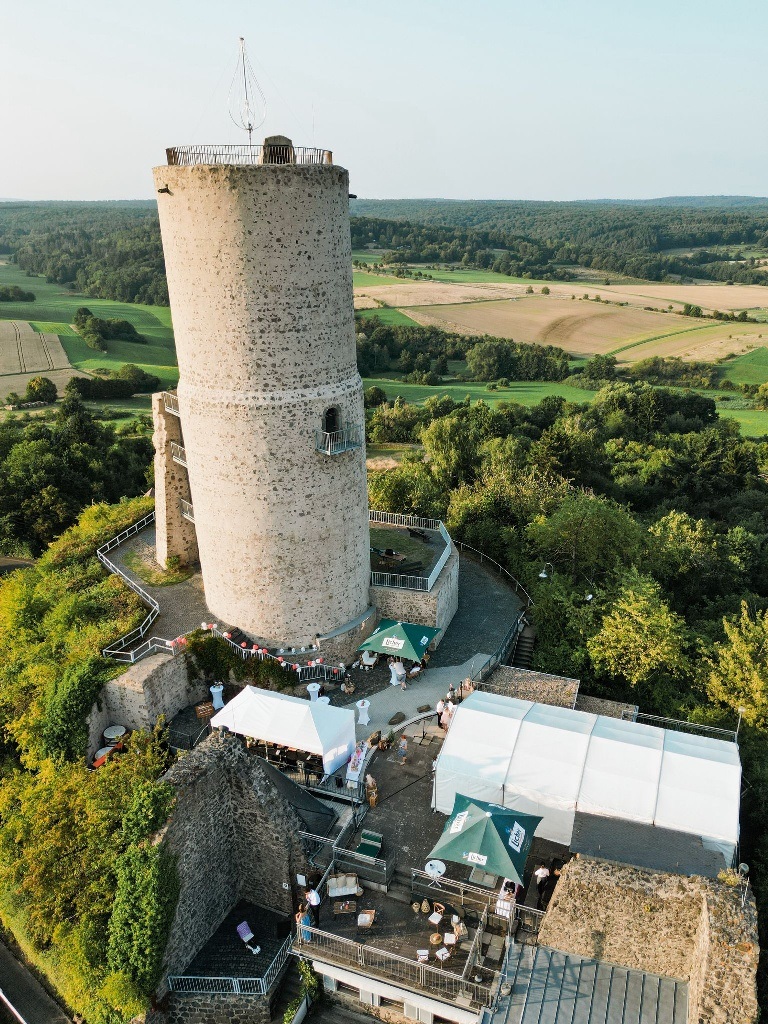 Mehr über den Artikel erfahren Burg Vetzberg